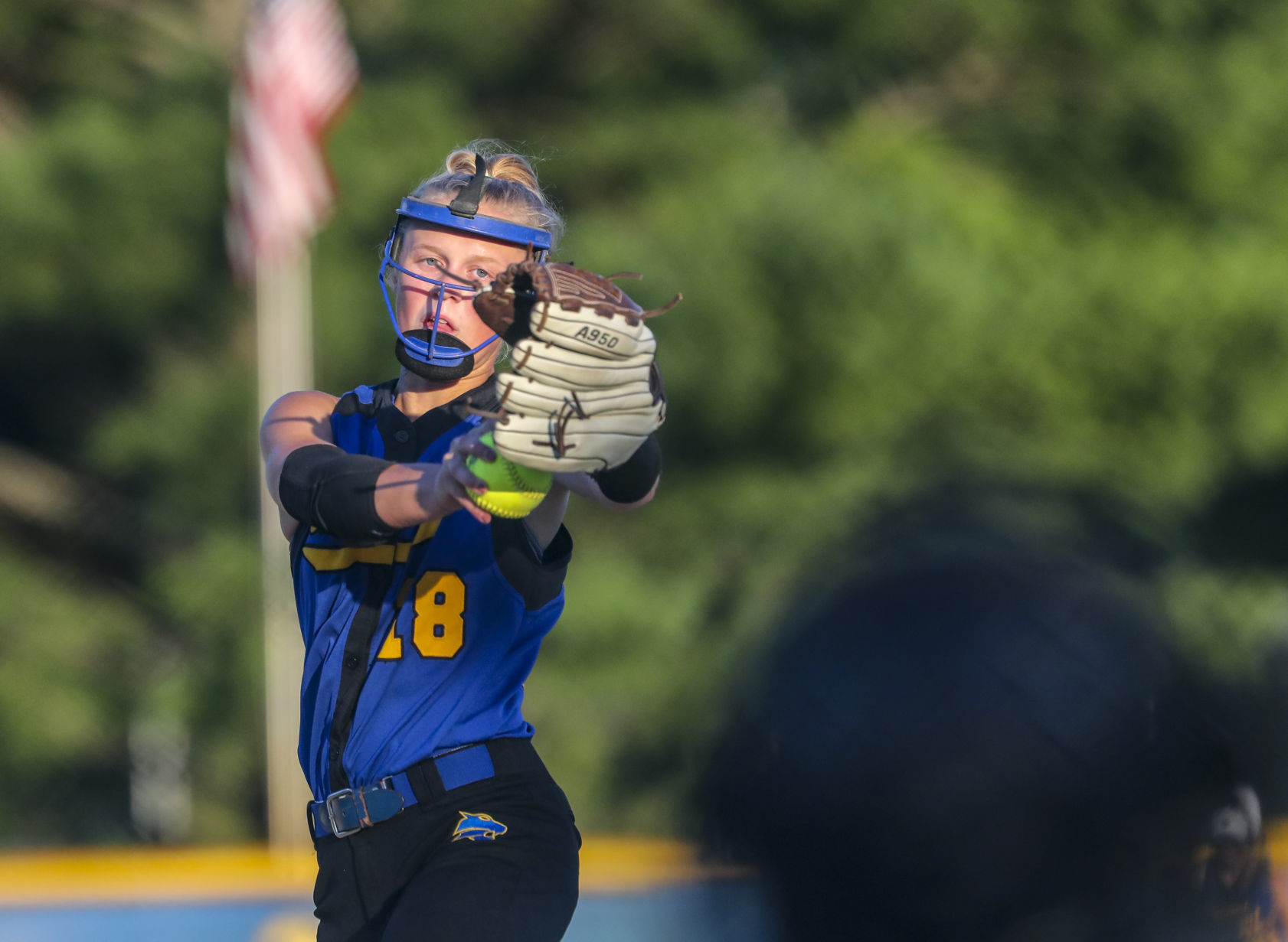 070618-qct-softball-semifinal-010